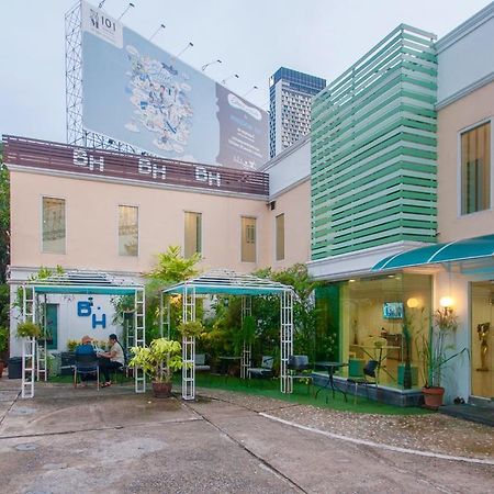 Bh Business Hotel Bangkok Luaran gambar